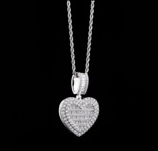 Custom luxury heart photo necklace